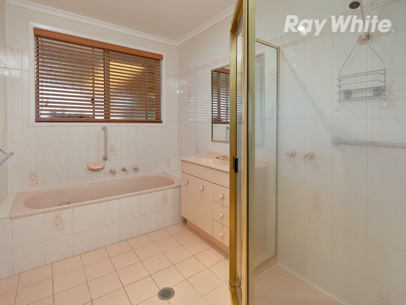125 Larmer Street, Howlong NSW 2643