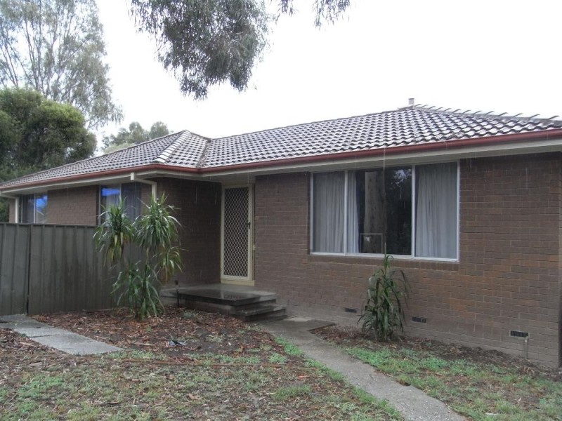 13 TableTop Court, Thurgoona NSW 2640