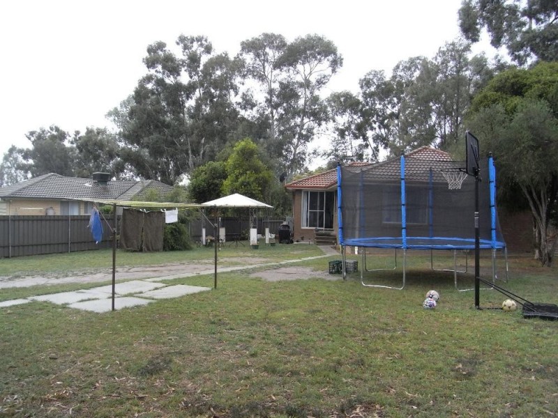 13 TableTop Court, Thurgoona NSW 2640