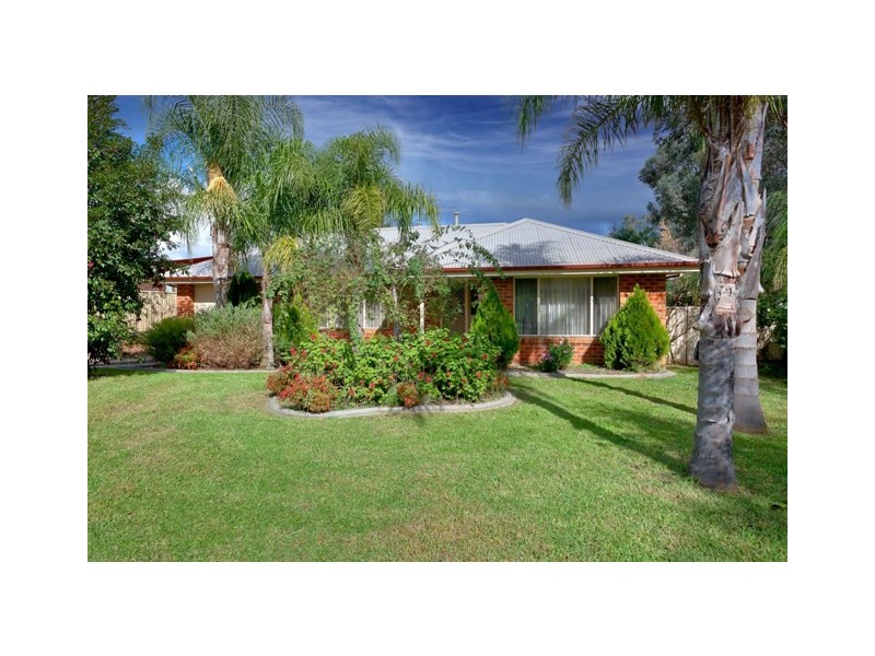 3 Alkira Court, Lavington NSW 2641