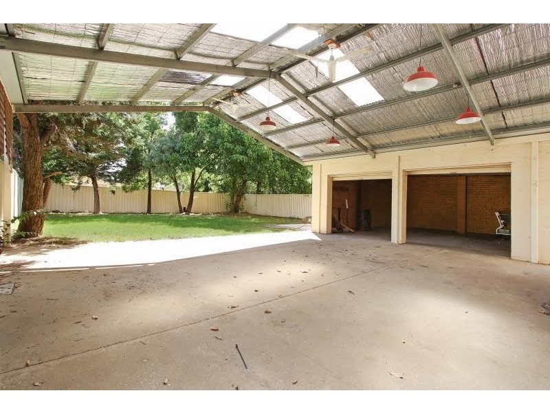 795 Park Avenue, Albury NSW 2640