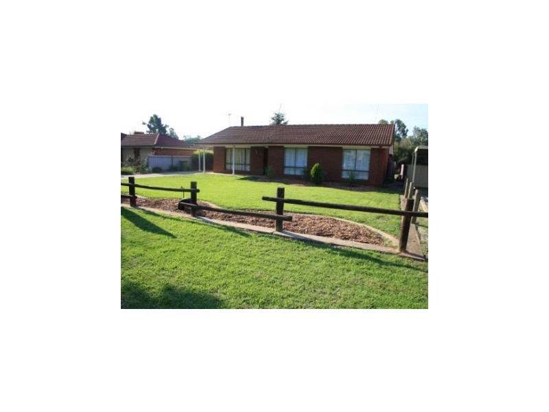 53 Pell Street, Howlong NSW 2643