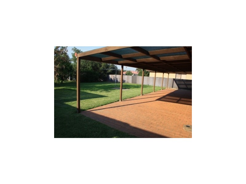 53 Pell Street, Howlong NSW 2643