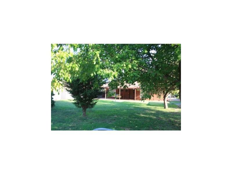 53 Pell Street, Howlong NSW 2643