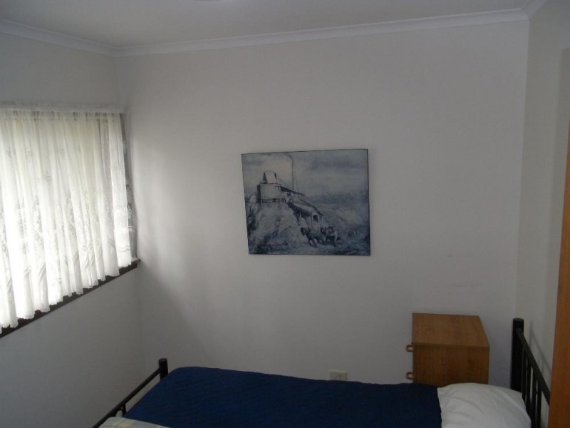 405 Dale Cres, Lavington NSW 2641