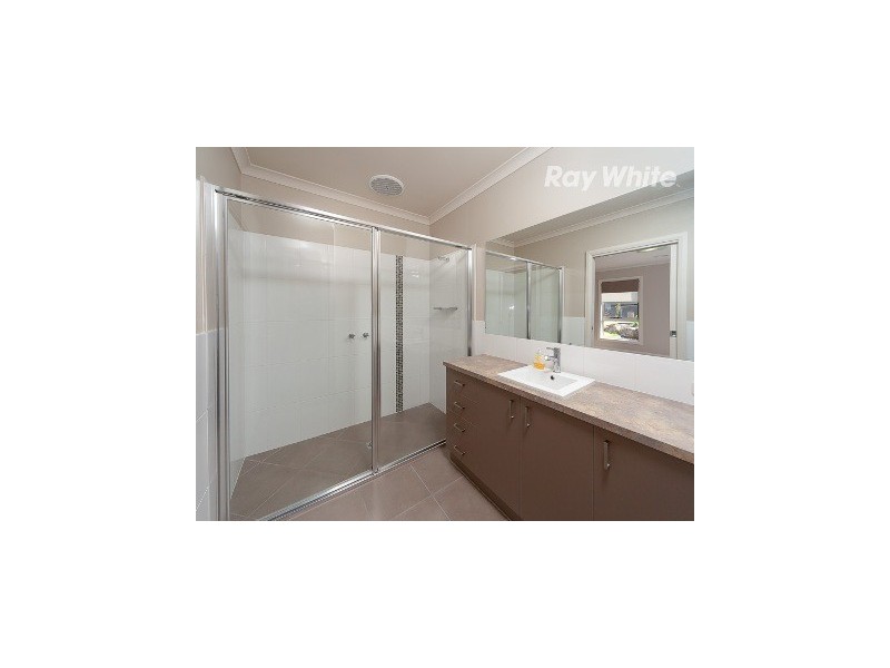 2 Ferrier Court, Thurgoona NSW 2640