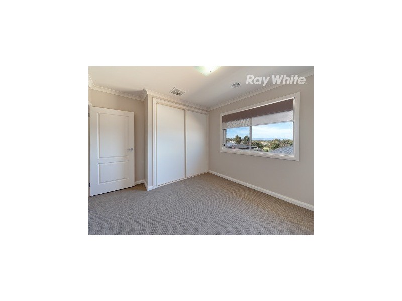 2 Ferrier Court, Thurgoona NSW 2640