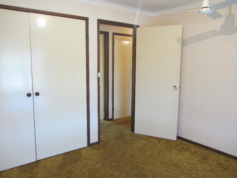 9 Renwick Court, Lavington NSW 2641