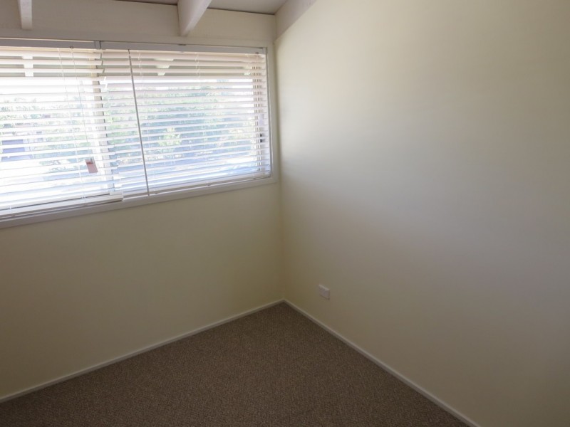 13/409 McDonald Road, Lavington NSW 2641