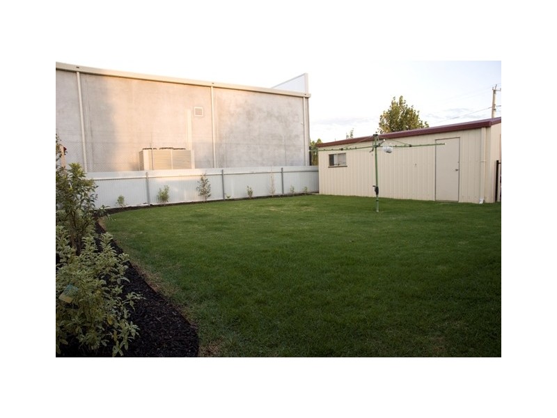 266 Olive Street, Albury NSW 2640