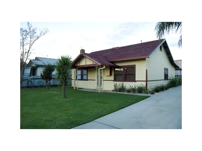 266 Olive Street, Albury NSW 2640