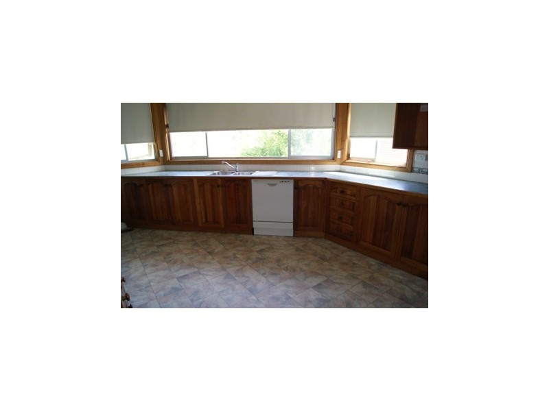 395 Solomon Street, West Albury NSW 2640