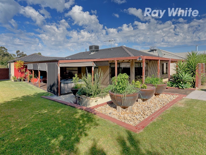 163 Golf Club Drive, Howlong NSW 2643