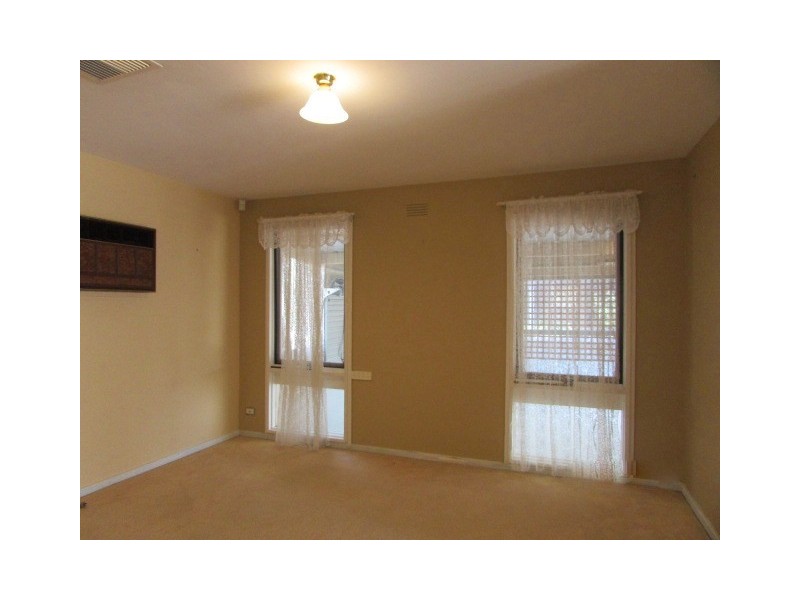 294 Balston Street, Lavington NSW 2641