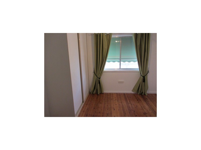 1/428 Strang Place, Lavington NSW 2641