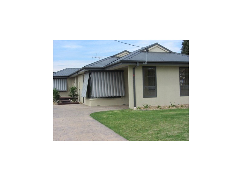 1/428 Strang Place, Lavington NSW 2641