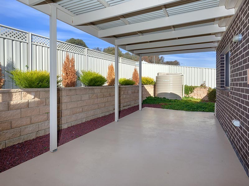 3 Whitton Drive, Thurgoona NSW 2640