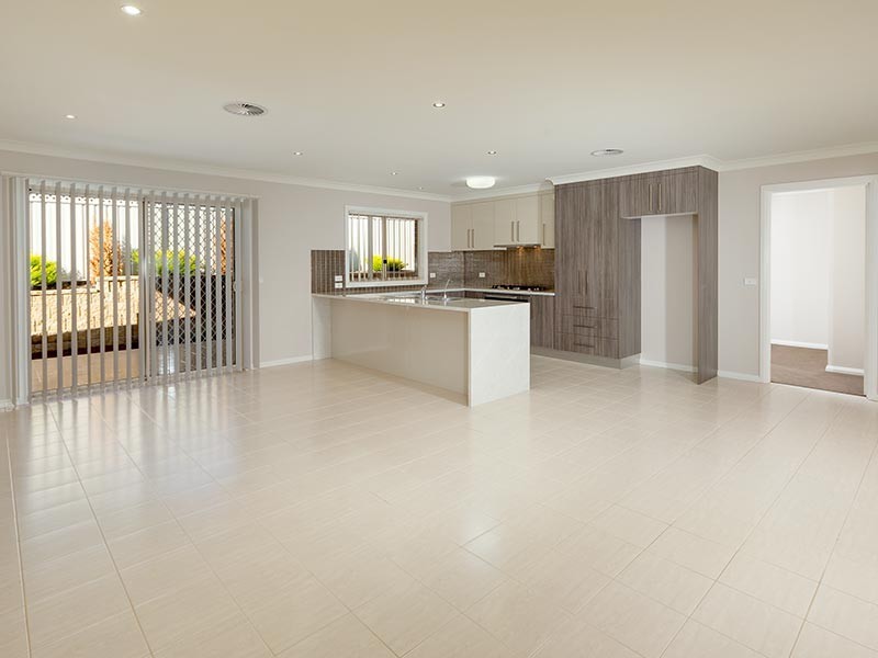 3 Whitton Drive, Thurgoona NSW 2640