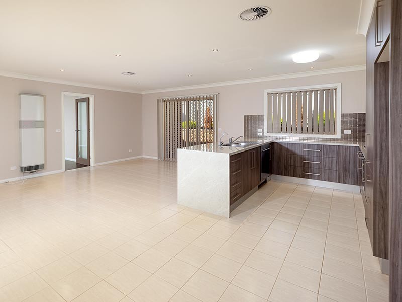 3 Whitton Drive, Thurgoona NSW 2640