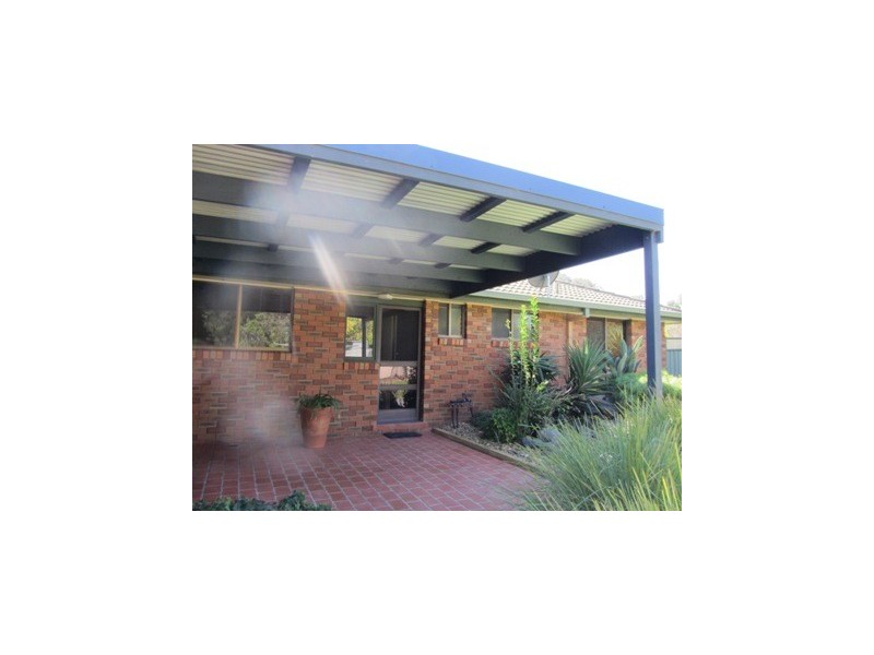 1 Ironbark Road, Thurgoona NSW 2640