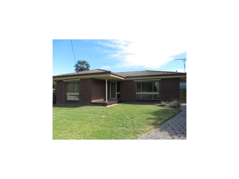 401 Elton Court, Lavington NSW 2641