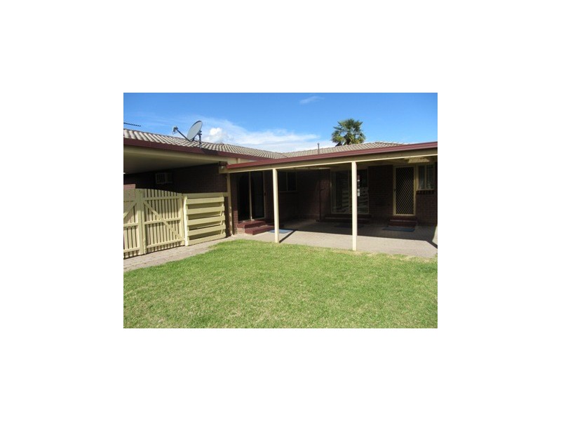 401 Elton Court, Lavington NSW 2641