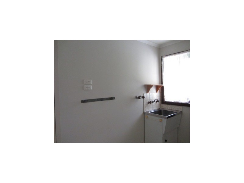 401 Elton Court, Lavington NSW 2641