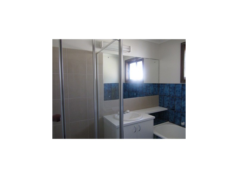 401 Elton Court, Lavington NSW 2641