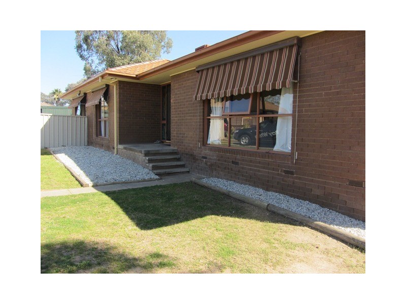 95 Hotham Circuit, Thurgoona NSW 2640