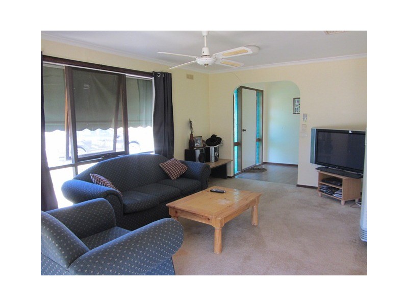 95 Hotham Circuit, Thurgoona NSW 2640