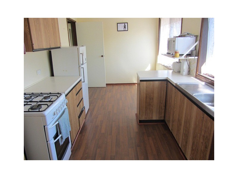 95 Hotham Circuit, Thurgoona NSW 2640