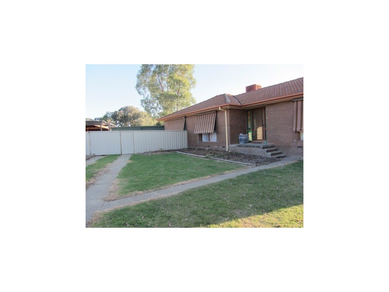 95 Hotham Circuit, Thurgoona NSW 2640