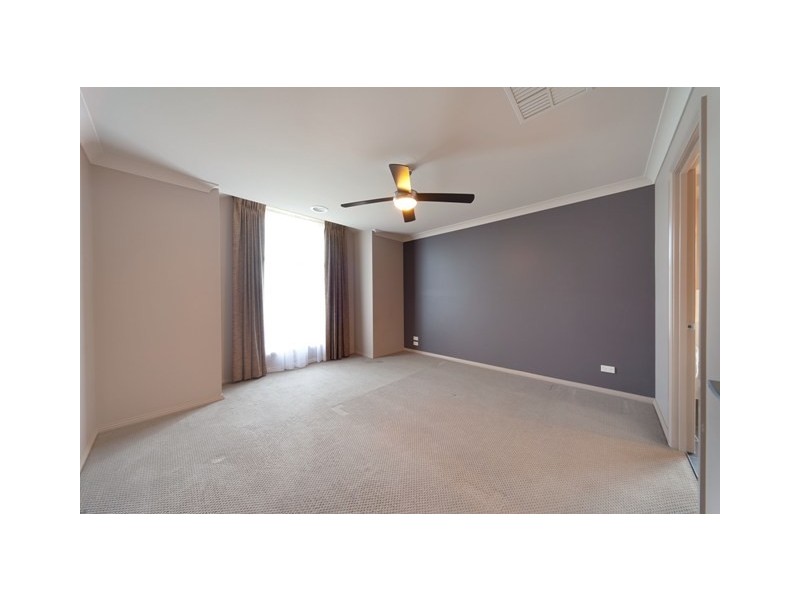 8 Willaroo Street, Thurgoona NSW 2640