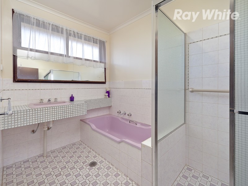 98 Kennedy Street, Howlong NSW 2643