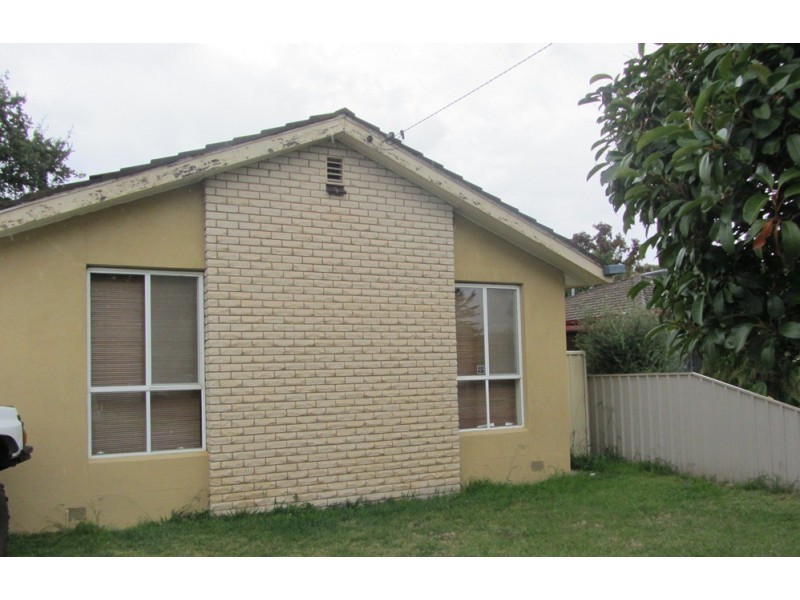 1074 Koonwarra Street, North Albury NSW 2640