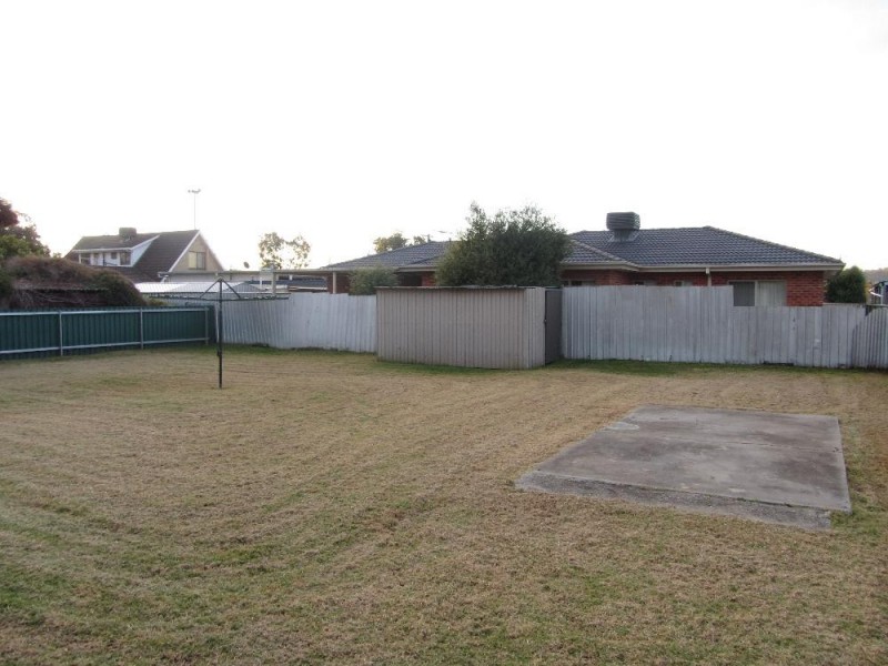 384 Union Road, Lavington NSW 2641