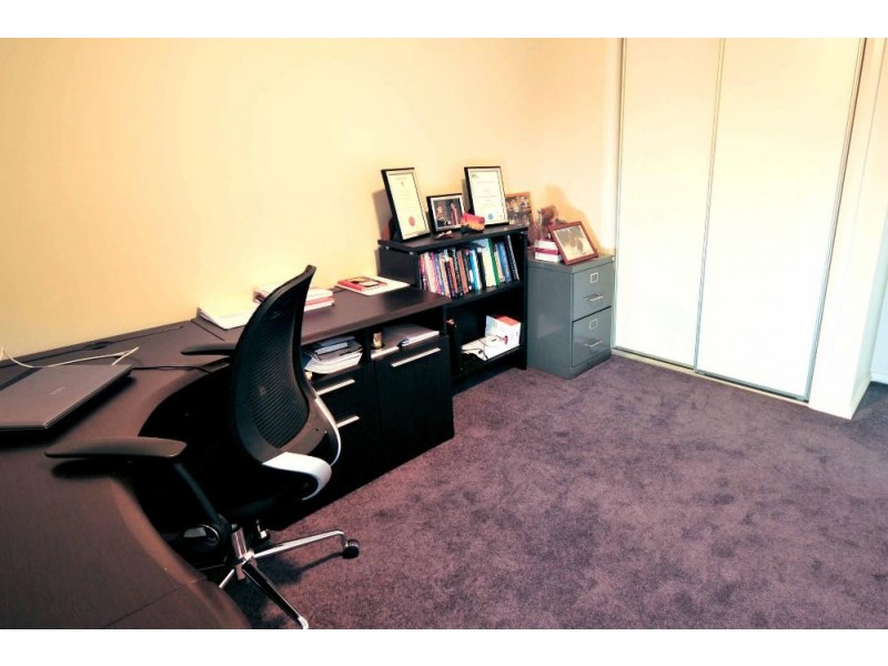 20 Nicola Place, Lavington NSW 2641