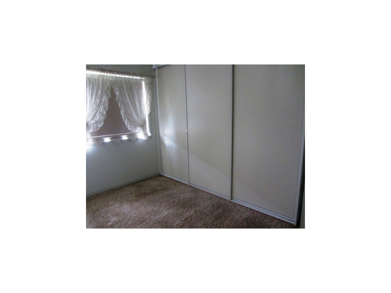 301 Union Road, Lavington NSW 2641
