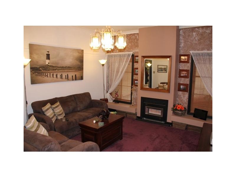 433 Bevan Street, Lavington NSW 2641