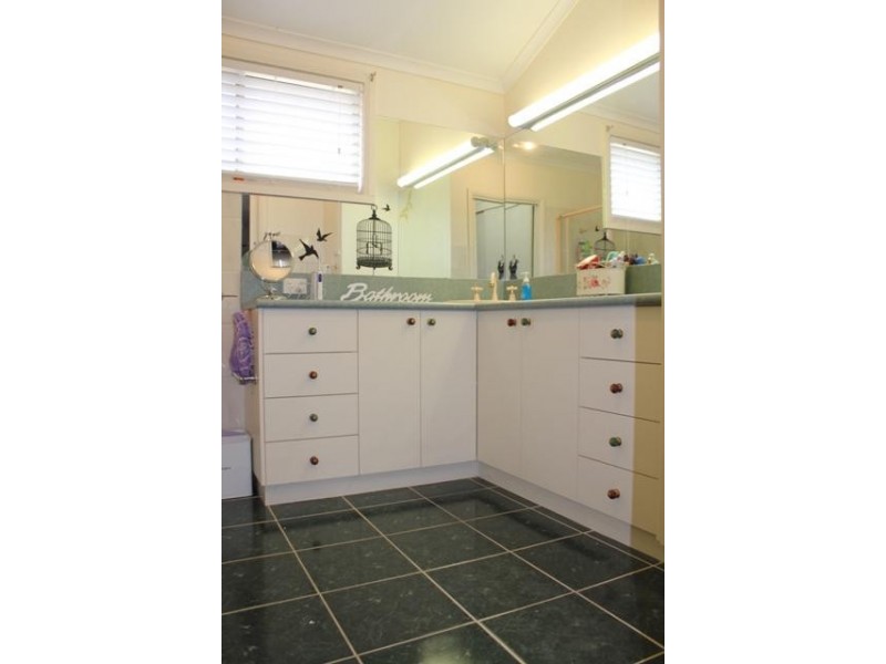 433 Bevan Street, Lavington NSW 2641