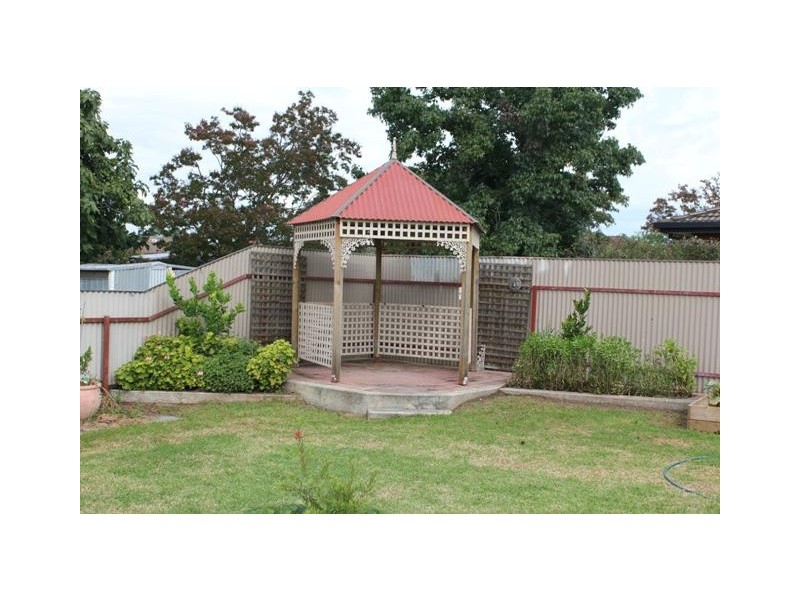 433 Bevan Street, Lavington NSW 2641