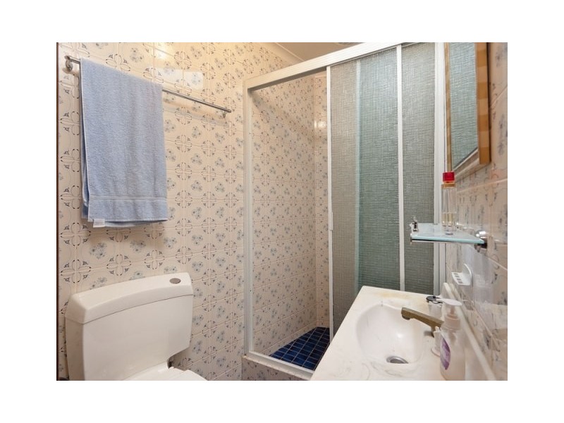 264 Desmond St, Lavington NSW 2641