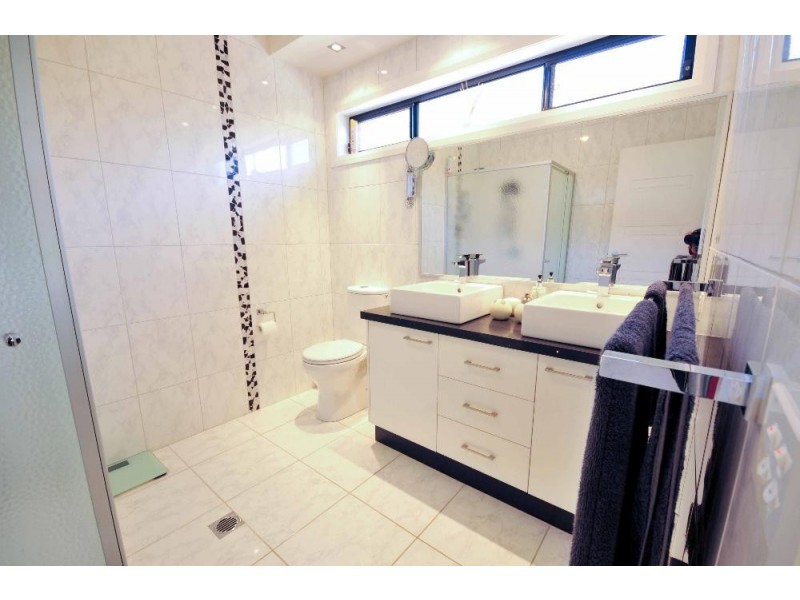 20 Nicola Place, Albury NSW 2640