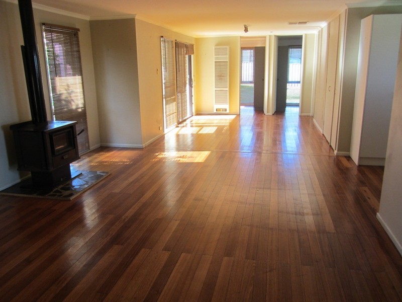 2 Algona Road, Springdale Heights NSW 2641