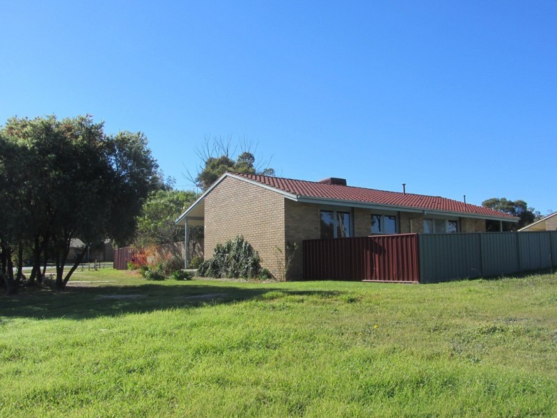 2 Algona Road, Springdale Heights NSW 2641