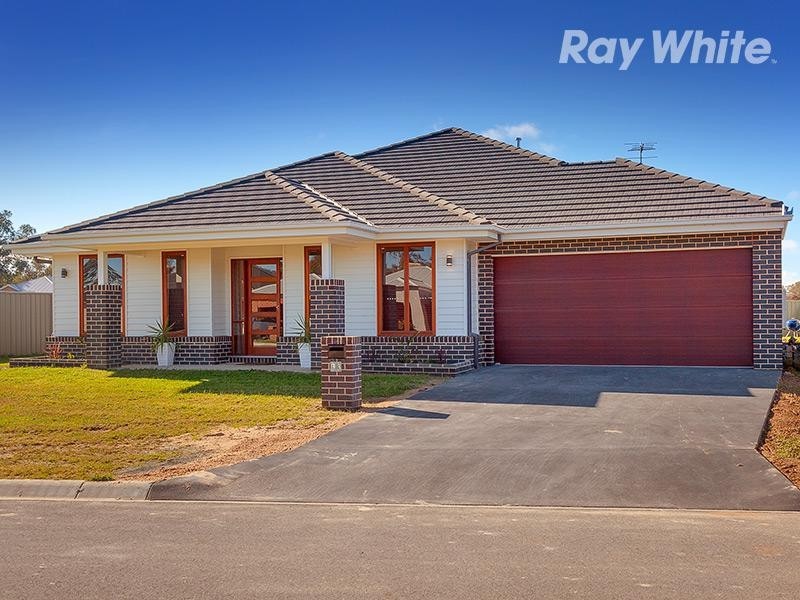 33 Oxford Drive, Thurgoona NSW 2640