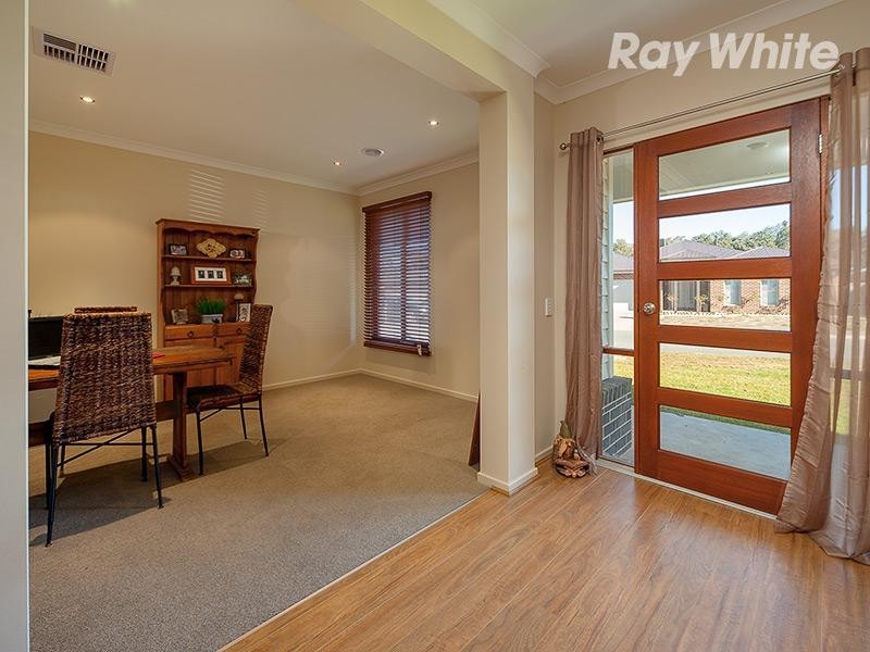 33 Oxford Drive, Thurgoona NSW 2640