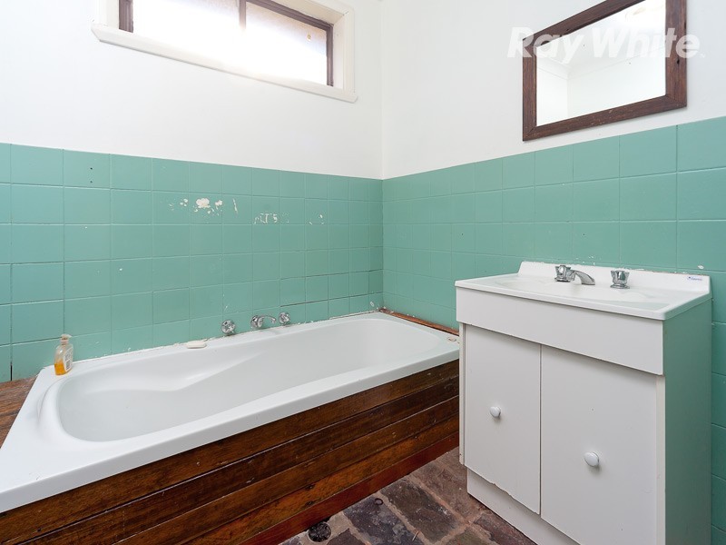 46 Kennedy Street, Howlong NSW 2643