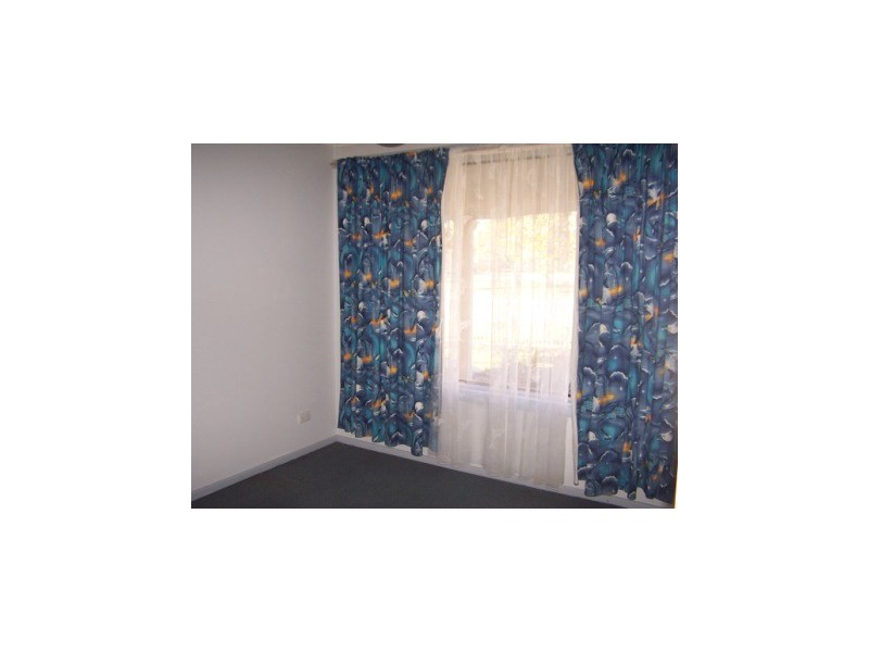 437 Urana Road, Lavington NSW 2641