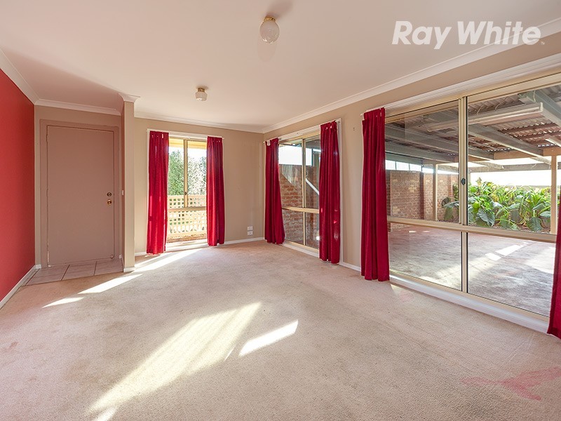 28 Larmer Street, Howlong NSW 2643